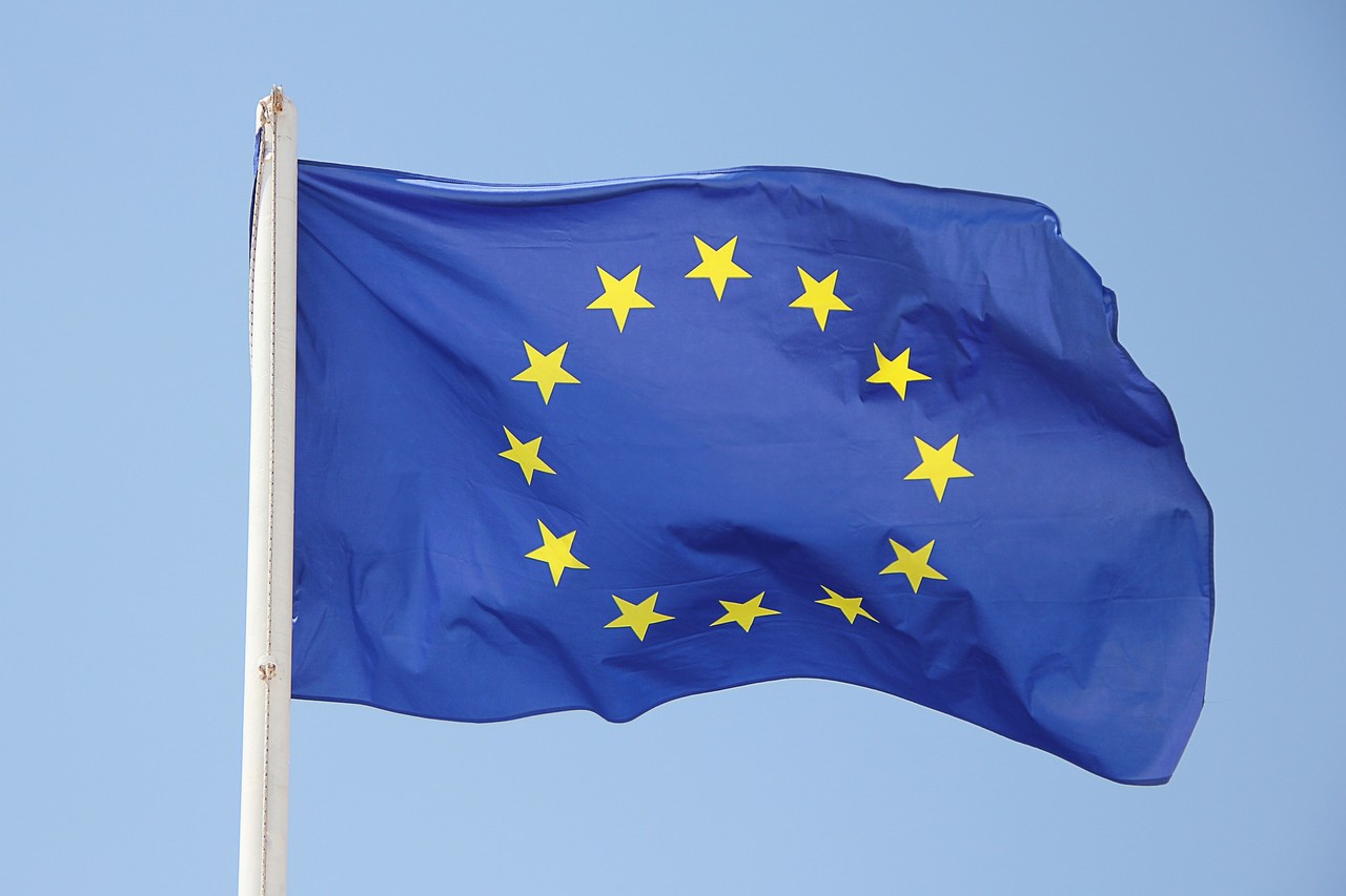 유럽연합(EU) 깃발. 출처=pixabay/GregMontani