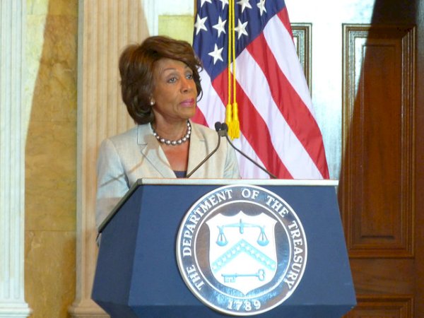 Rep. Waters Says Congress Will Continue Review of Facebook’s Libra