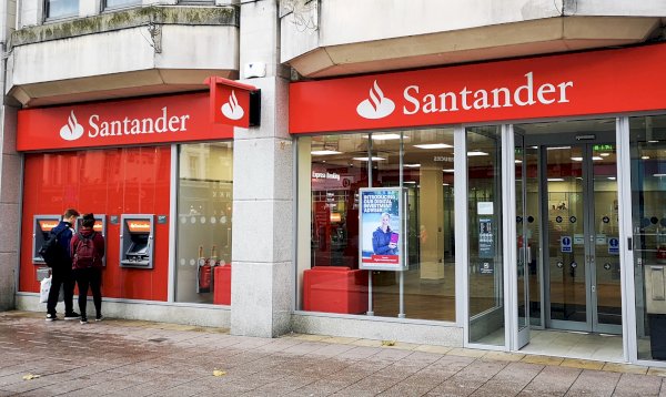 Santander Settles Both Sides of a $20 Million Bond Trade on Ethereum